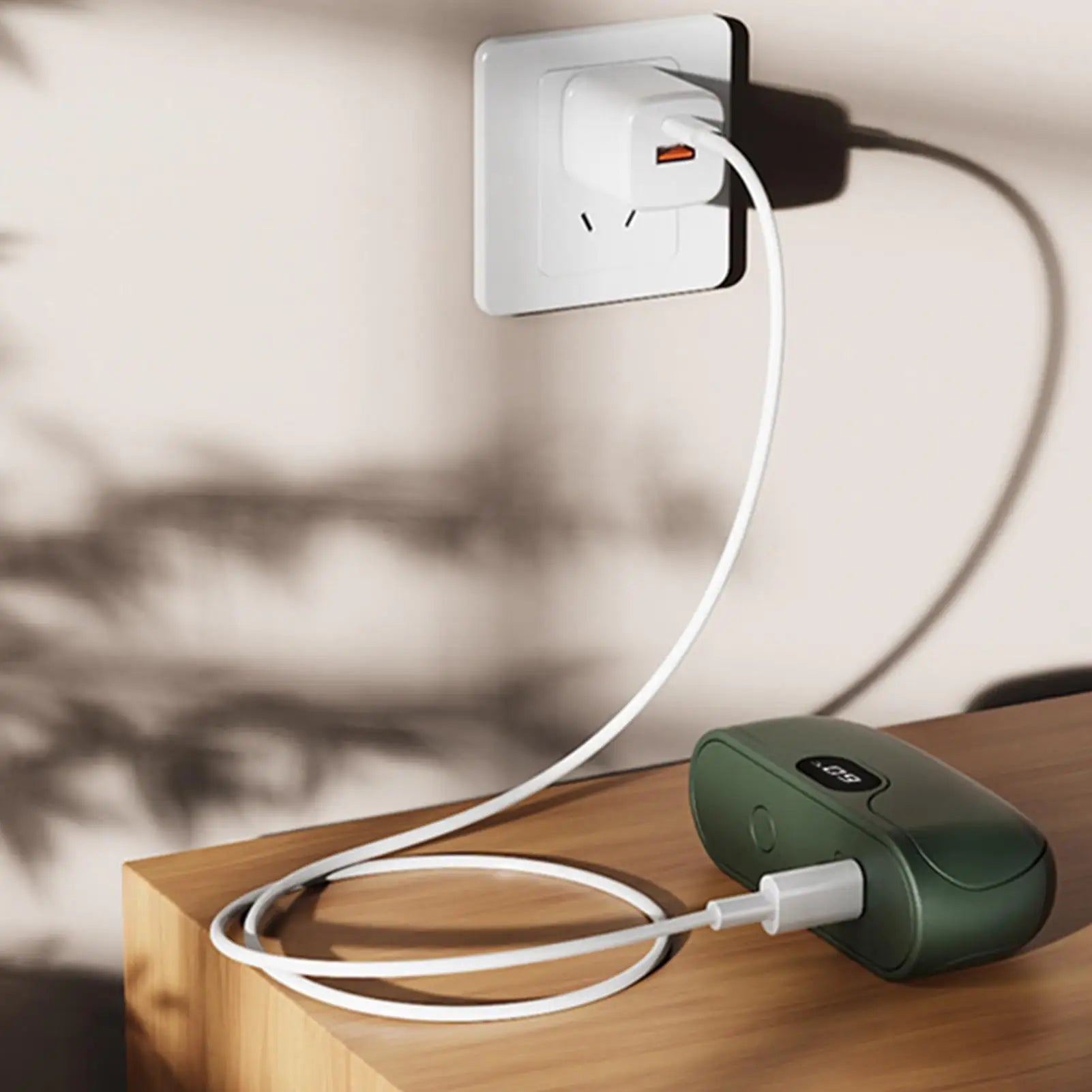 Magnetic Hand Warmer 2 in 1 Digital Display Long-Lasting Warmth Fast Heating Electric Hand Warmer for Winter Rechargeable